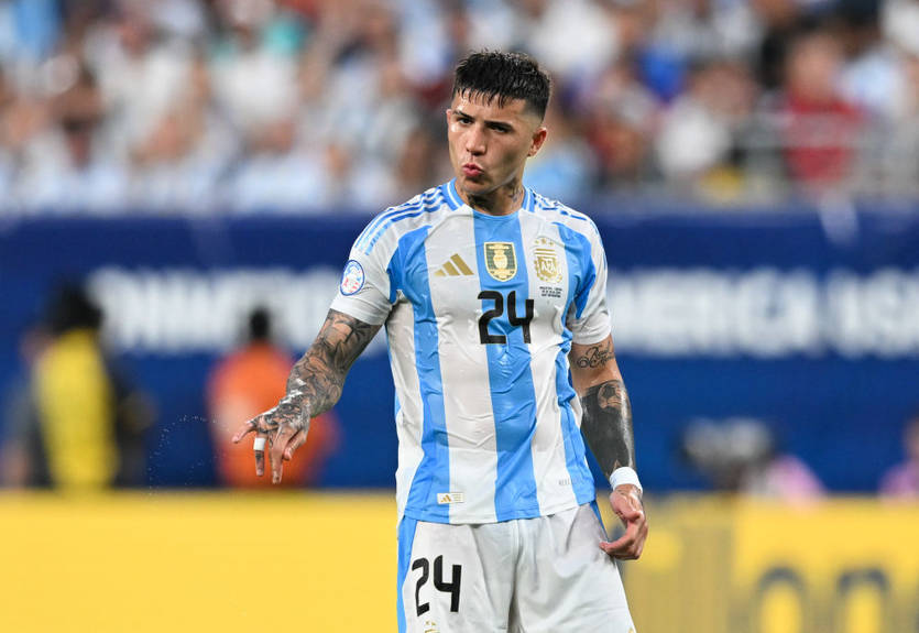 Брат Энцо Фернандеса показал невероятную татуировку в честь игрока сборной Аргентины