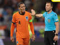 "Він одразу швидко залишив поле": Капітана Нідерландів обурила поведінка арбітра через спірний пенальті