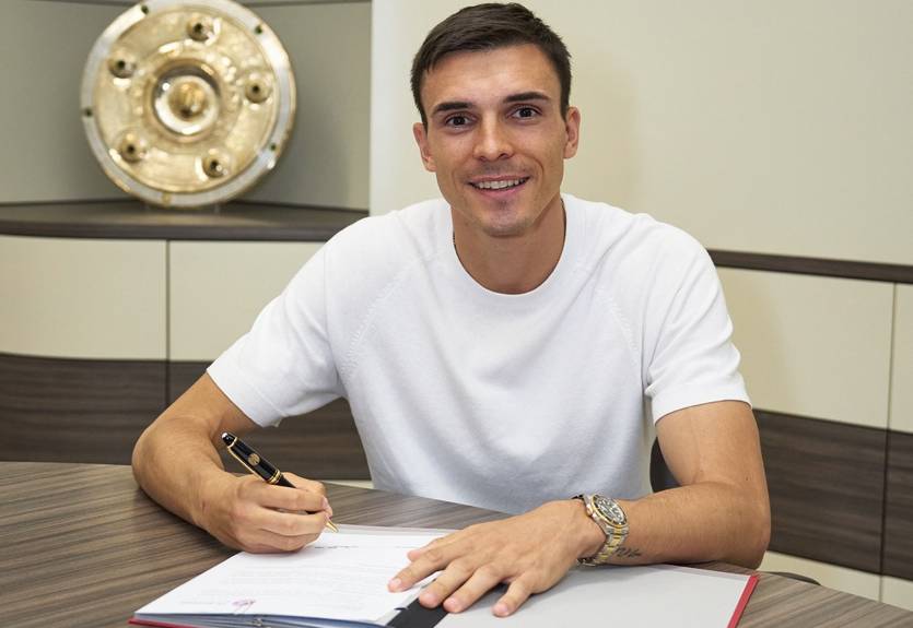 Бавария объявила о подписании хавбека сборной Португалии