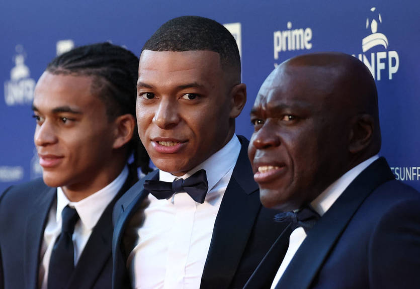 Семья Мбаппе хочет приобрести клуб, в академии которого он занимался в детстве