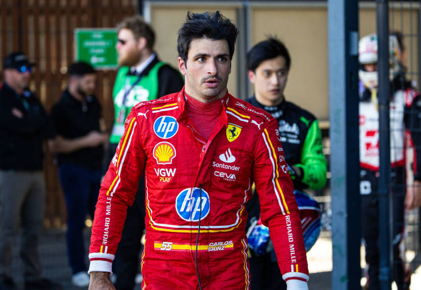 Сайнс все еще может оказаться в Мерседес Сайнс все еще может оказаться в Мерседес