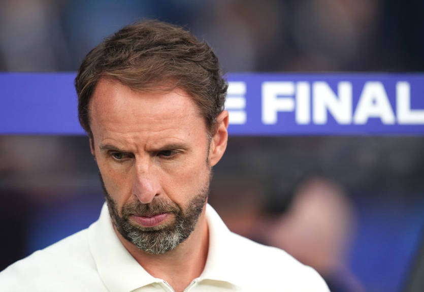 Манчестер Юнайтед не контактуватиме з Саутгейтом у разі звільнення тен Хага