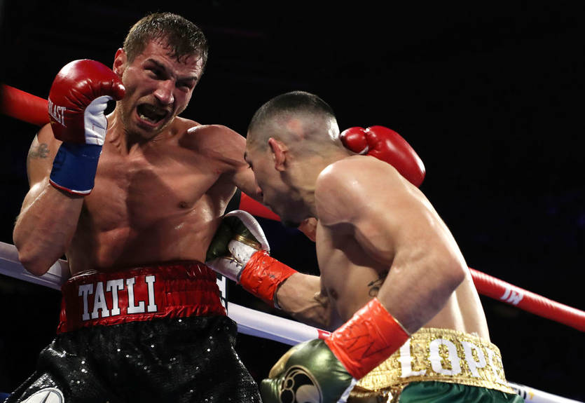 Лопес - Татли: видео боя Лопес - Татли: видео боя