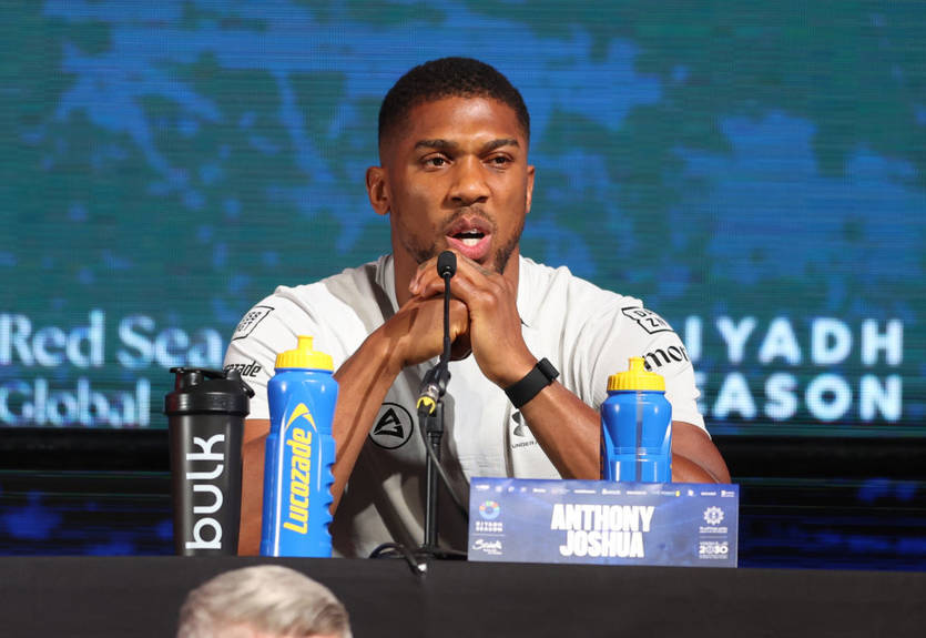 Энди Руис раскритиковал Джошуа после поражений Усику