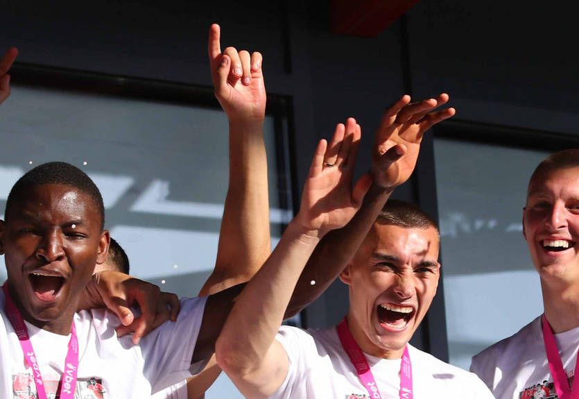 Крів'яс Кріві Рі: ведучі жеребкування Ліги Європи не впоралися з назвою українського клубу Крів'яс Кріві Рі: ведучі жеребкування Ліги Європи не впоралися з назвою українського клубу