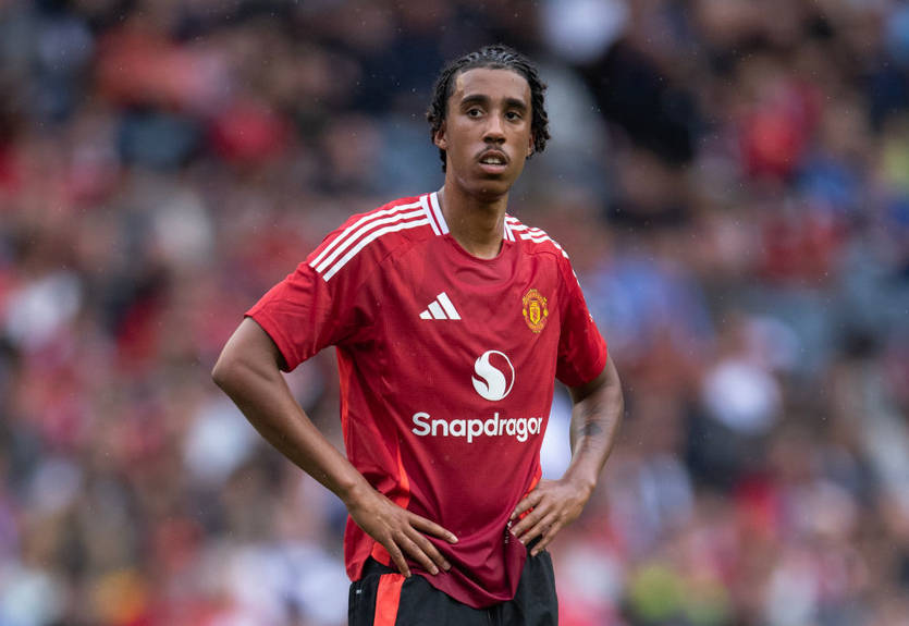 Необычная замена: новичок МЮ будет жить в особняке игрока, которого клуб продал