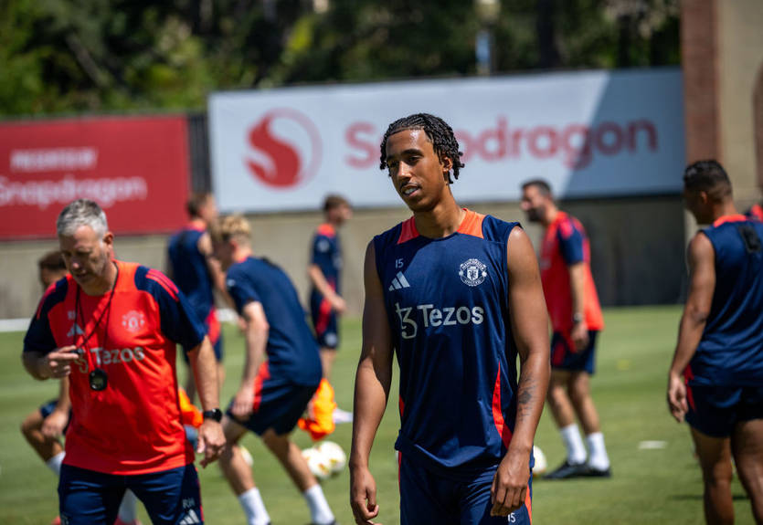 Новичок Манчестер Юнайтед может вылететь на длительный срок Новичок Манчестер Юнайтед может вылететь на длительный срок