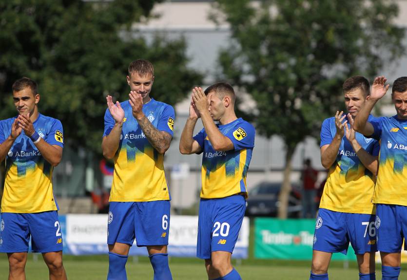 Динамо сыграет в сине-желтом комплекте против Партизана