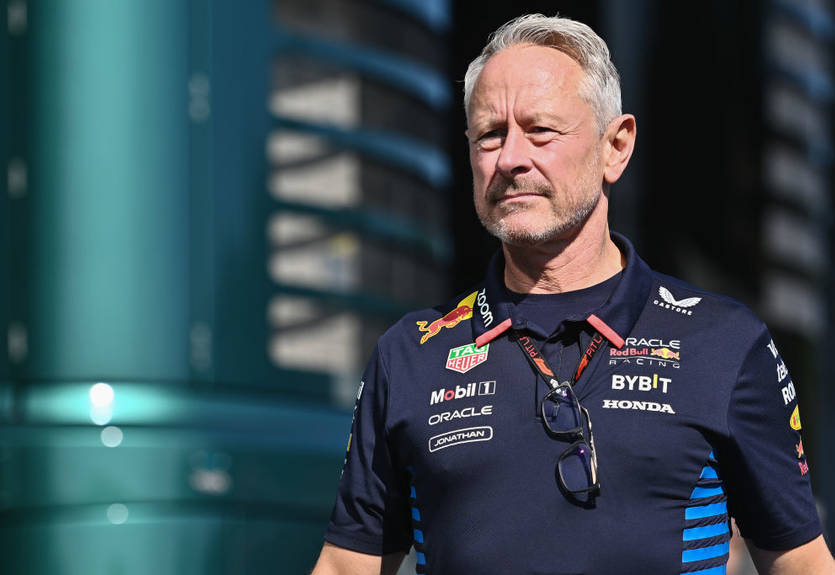 Спортивный директор Ред Булл покинет команду ради поста руководителя в Ауди