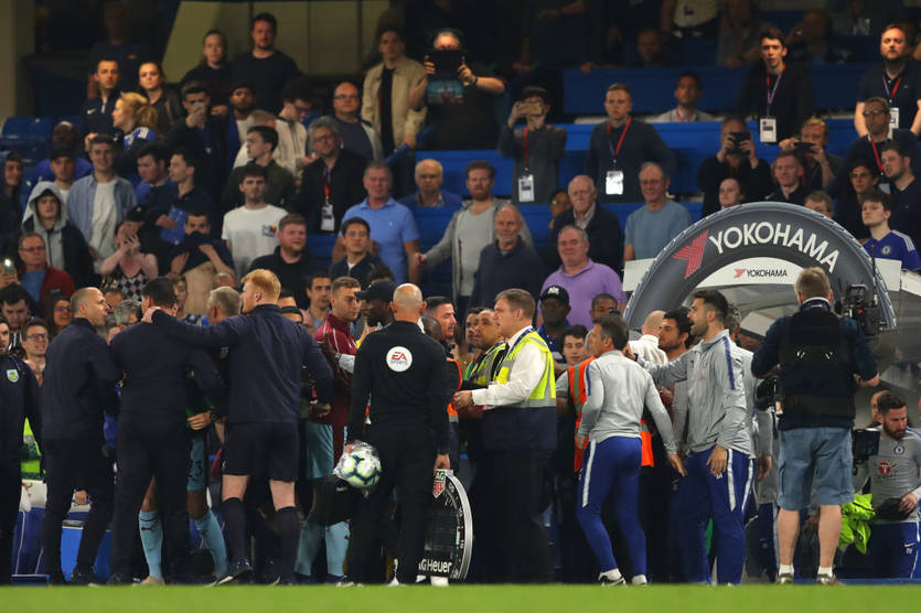 Потасовка в матче Челси - Бернли / Getty Images