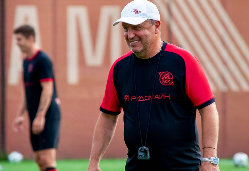 Вернидуб пройшовся по суддівству матчу з Вікторією в Лізі Європи: Свистки були в одну сторону Вернидуб пройшовся по суддівству матчу з Вікторією в Лізі Європи: Свистки були в одну сторону