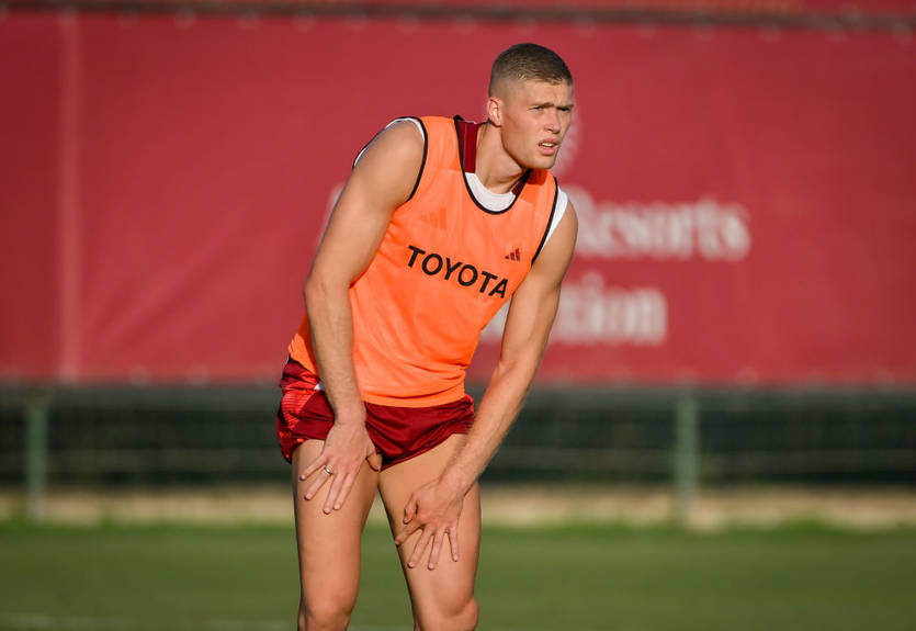 Довбик объяснил, почему отказался от контракта с Атлетико