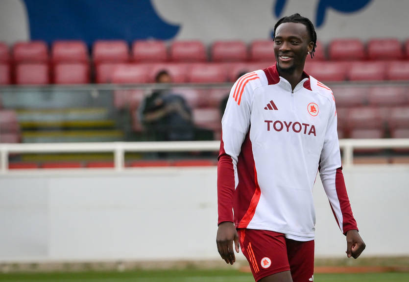 "Сильний конкурент": Абрагам висловився про боротьбу за місце в основі з Довбиком