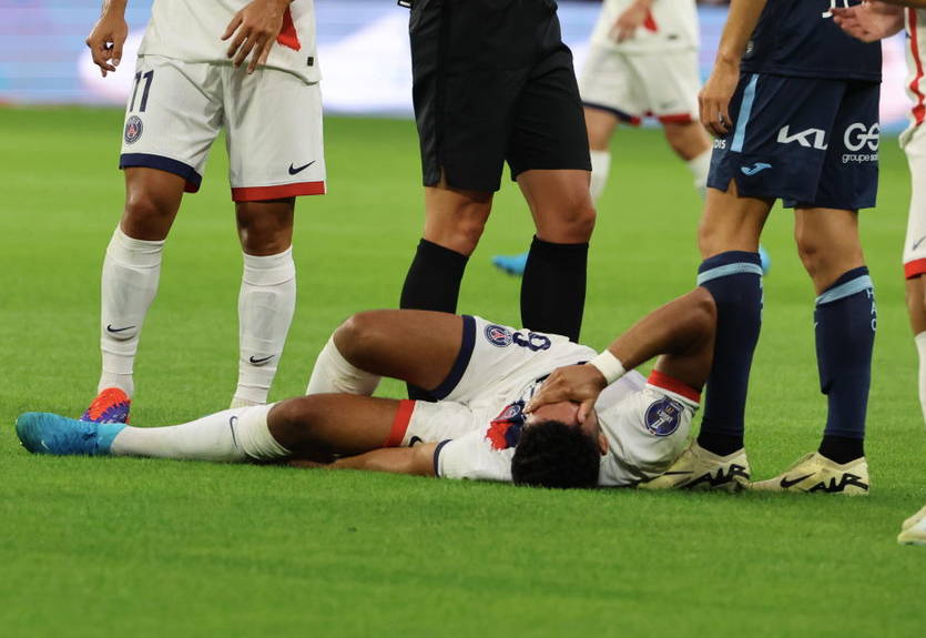ПСЖ надовго втратив форварда в першому ж матчі сезону