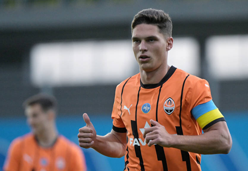 Жена Судакова рассказала, куда хочет перейти игрок сборной Украины