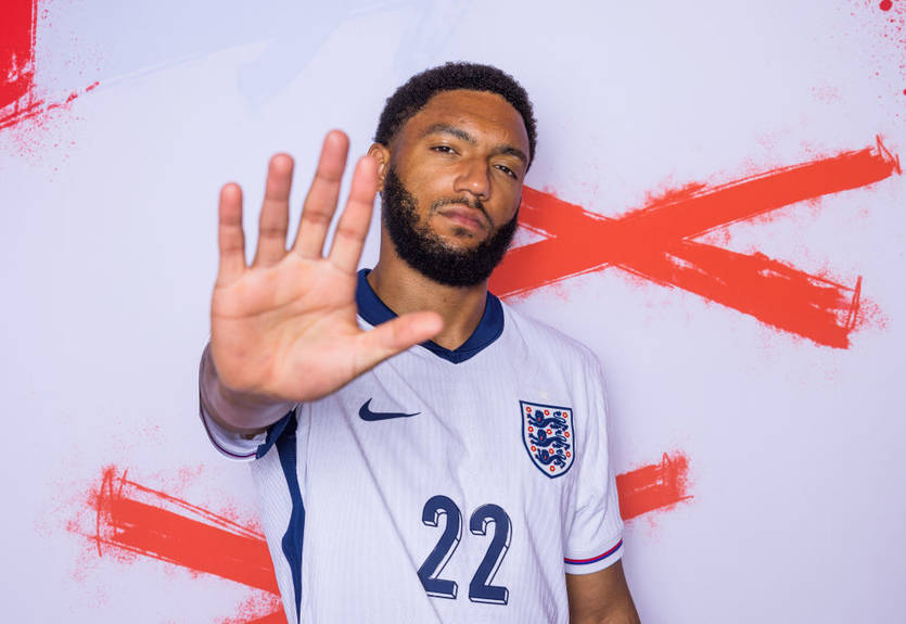 Баварія не зацікавлена у захиснику Ліверпуля Баварія не зацікавлена у захиснику Ліверпуля