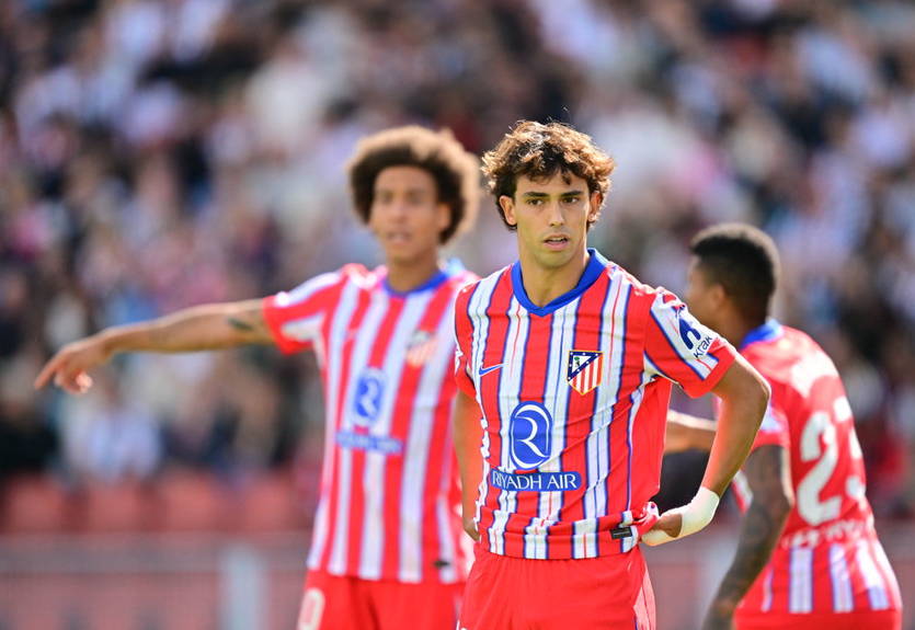 Фанати Атлетіко у своєму стилі попрощались із Феліксом