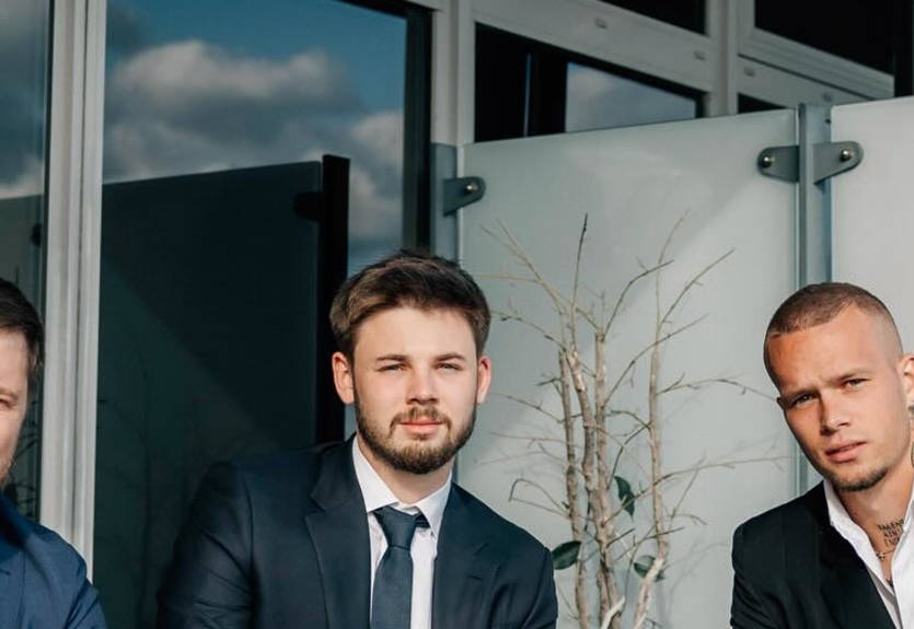 Мудрик змінив свого агента