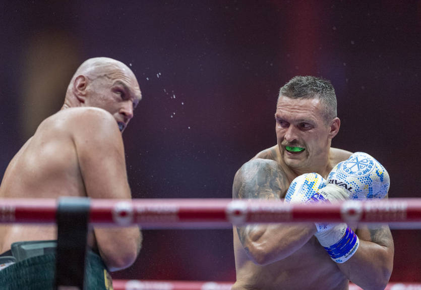 Усик рассказал о гонораре, который прописан в контракте реванша с Фьюри Усик рассказал о гонораре, который прописан в контракте реванша с Фьюри