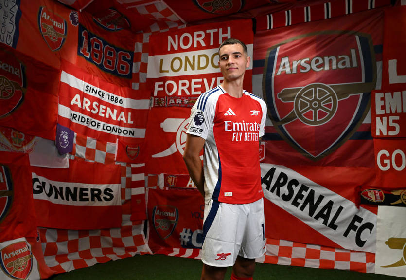 Середняк Ла Лиги нацелился на конкурента Зинченко