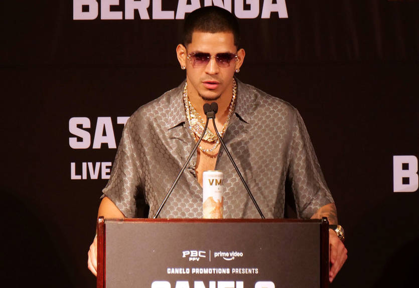 Берланга назвал свое главное преимущество над Альваресом