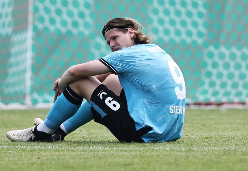 17-річний Степанов вперше потрапив в заявку Баєра на офіційний матч