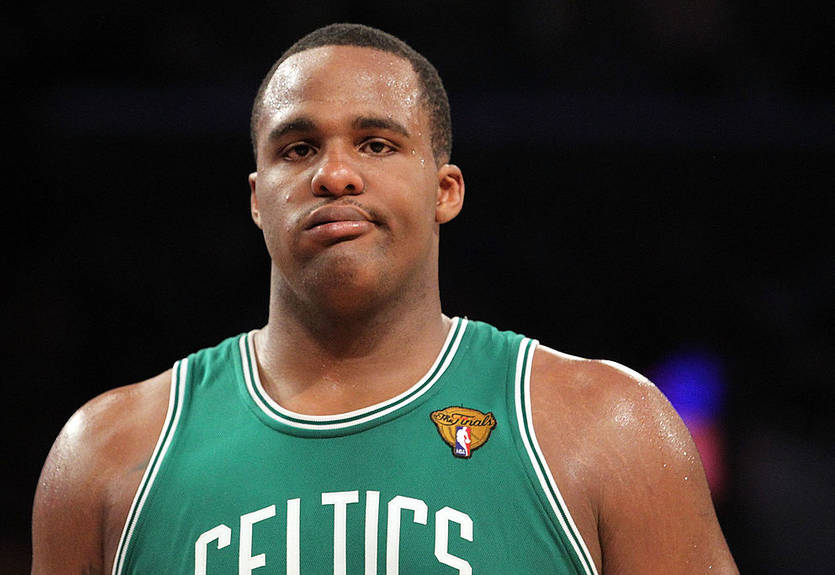 Чемпион НБА в составе Бостона окажется в тюрьме на несколько месяцев позже