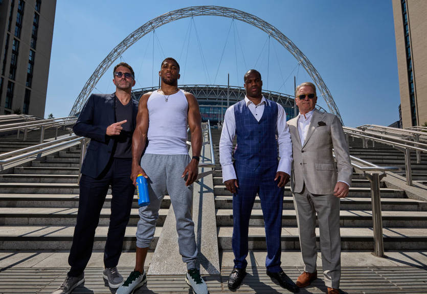 Промоутер Джошуа передбачив, чим завершиться бій з Дюбуа