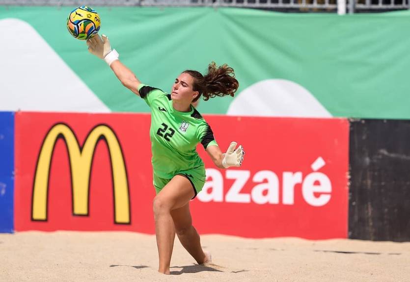 Жіноча збірна України з пляжного футболу розгромила Англію у завершальному матчі Євроліги-2024