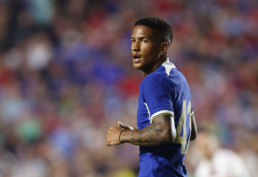 Челсі продасть форварда, який не зіграв жодного матчу за клуб з прибутком