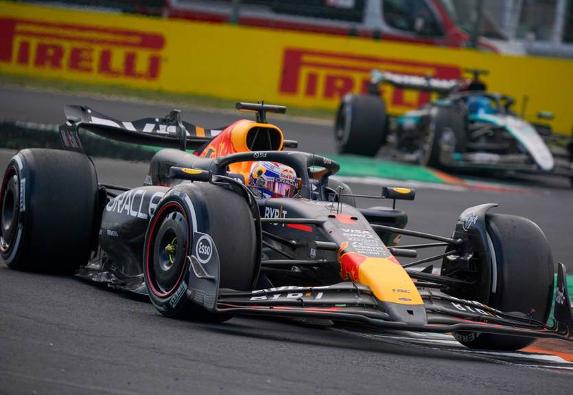 Ред Булл планує привезти оновлений болід на Гран-прі США