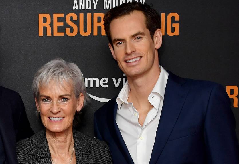 Мама Енді Маррея отримала в подарунок печиво із зображенням її оголеного сина