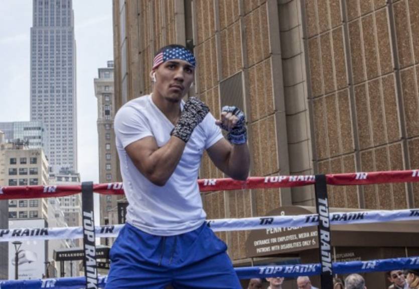 Теофимо Лопес хотел бы перехватить соперника у Ломаченко Теофимо Лопес хотел бы перехватить соперника у Ломаченко