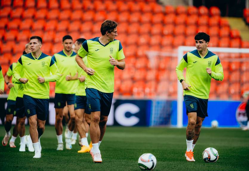 Чехия - Украина: команды определились с цветами форм на матч Лиги наций