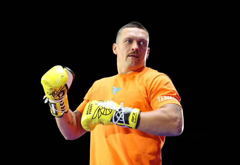 "Що ти, мій товстий друже?": Усик кумедно потролив Ф'юрі