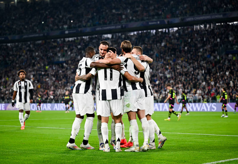 Ювентус уверенно обыграл ПСВ в стартовом матче основной части Лиги чемпионов Ювентус уверенно обыграл ПСВ в стартовом матче основной части Лиги чемпионов