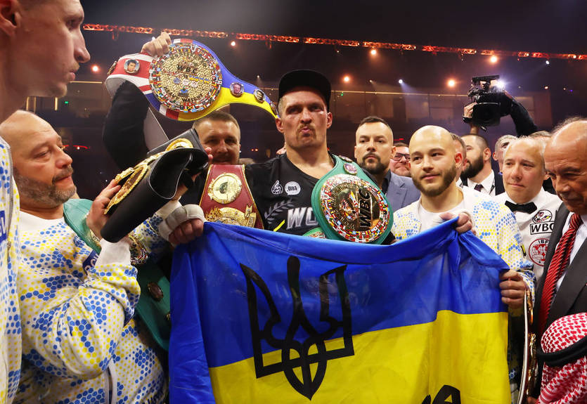 Леннокс Льюис прокомментировал лишение Усика титула IBF Леннокс Льюис прокомментировал лишение Усика титула IBF