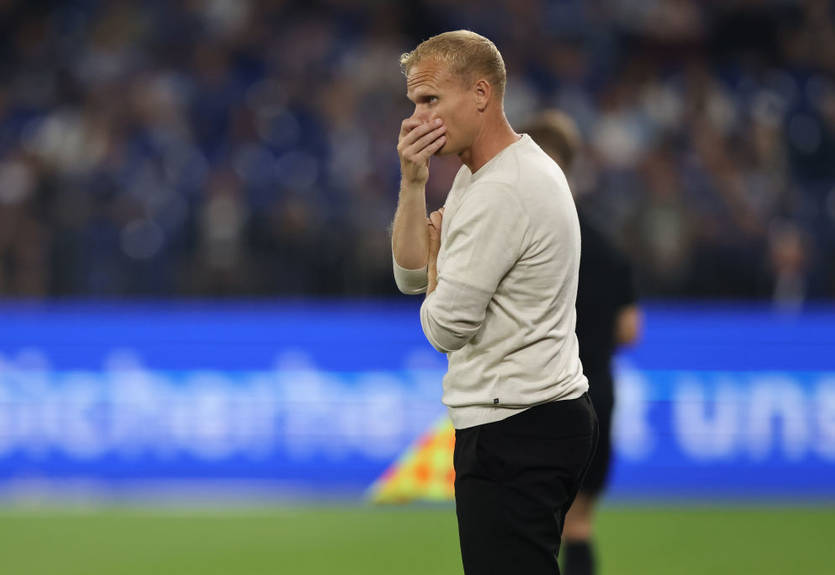 Немецкий клуб уволил уже 13-го тренера за последние пять сезонов Немецкий клуб уволил уже 13-го тренера за последние пять сезонов