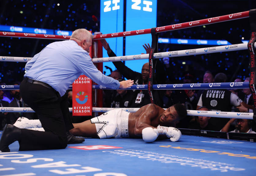 Дюбуа - Джошуа: видеообзор доминации Даниэля и уничтожение Энтони