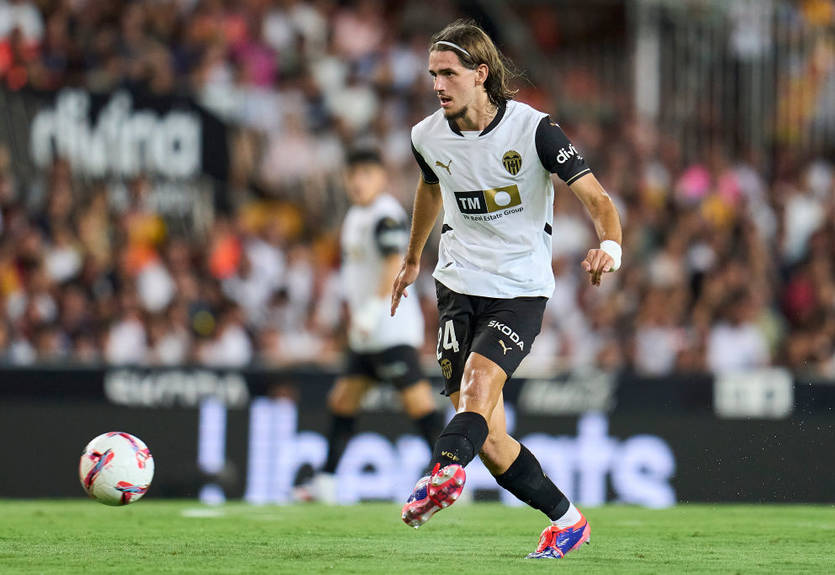 Реал включився в перегони за молодого захисника Валенсії Реал включився в перегони за молодого захисника Валенсії