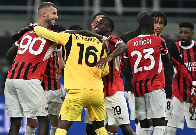 Мілан вирвав перемогу над Інтером в кінці матчу Мілан вирвав перемогу над Інтером в кінці матчу