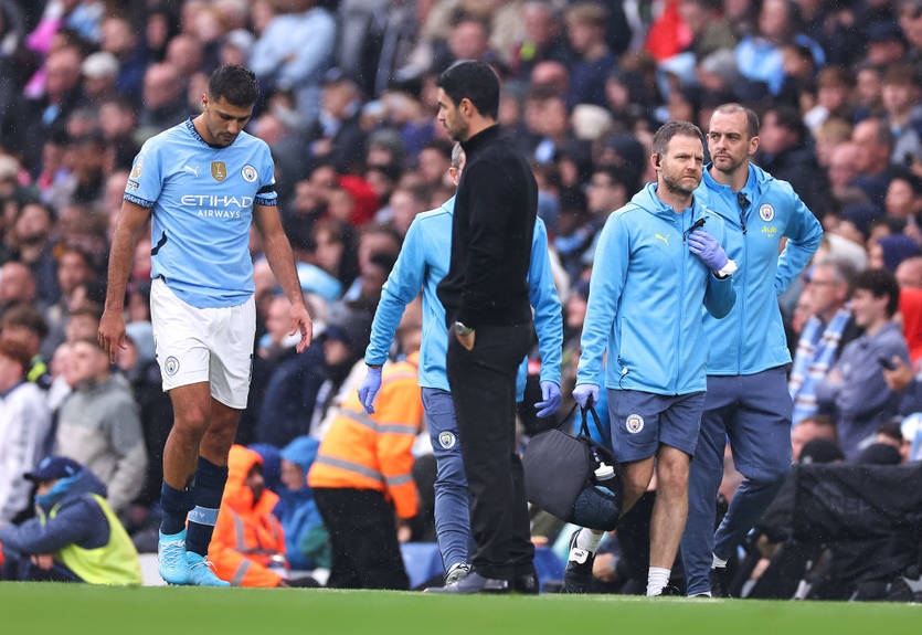 Игрок Ман Сити, который жаловался на слишком большое количество матчей, выбыл до конца сезона из-за травмы