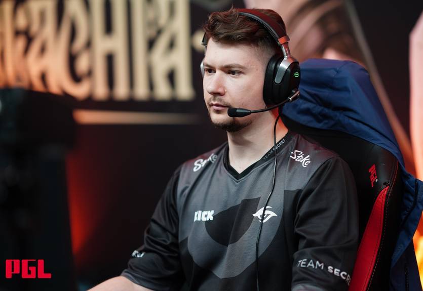 В новый ростер NaVi вернулся легендарный капитан команды