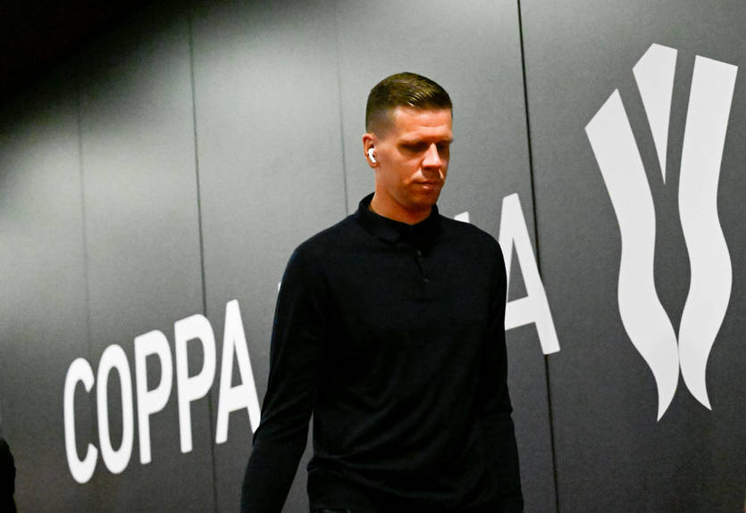 Іменитий голкіпер підтвердив перемовини з Барселоною