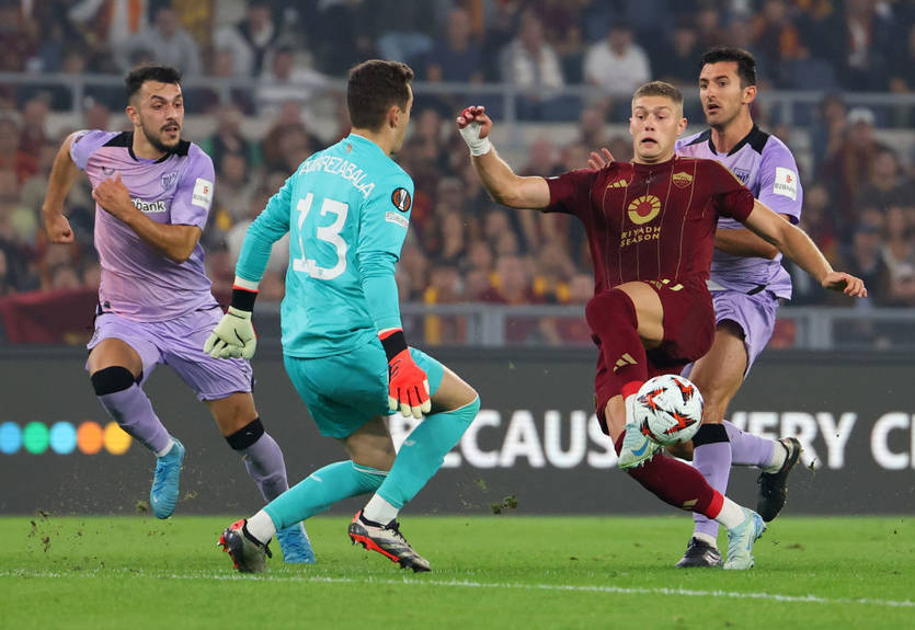 Рома після голу Довбика не змогла втримати перемогу проти Атлетіка