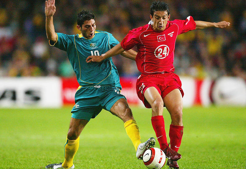 На бывшего игрока сборной Турции совершили попытку покушения