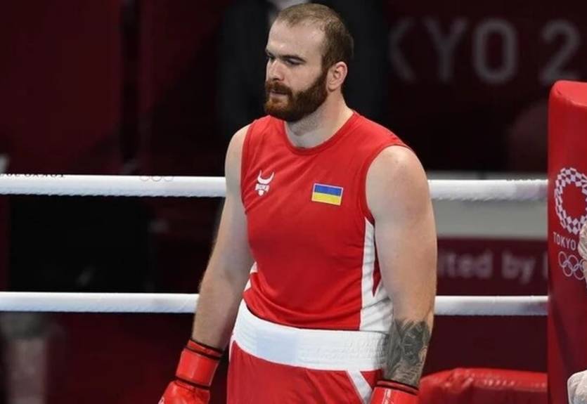 Рогава переміг Флореса і завоював титул чемпіона США