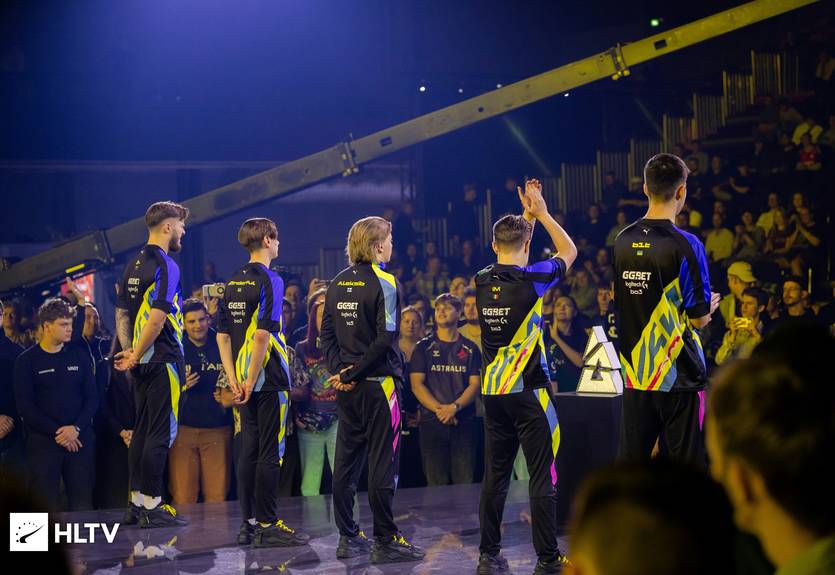NaVi проиграли G2 в гранд-финале BLAST Premier Fall Final 2024