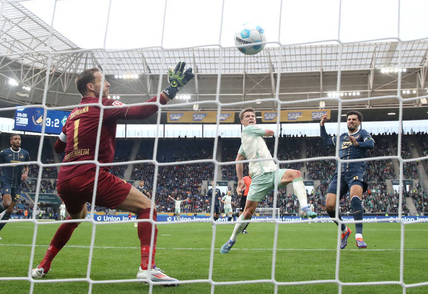 Гоффенгайм зазнав поразки від Вердера, втративши перевагу в три м'ячі