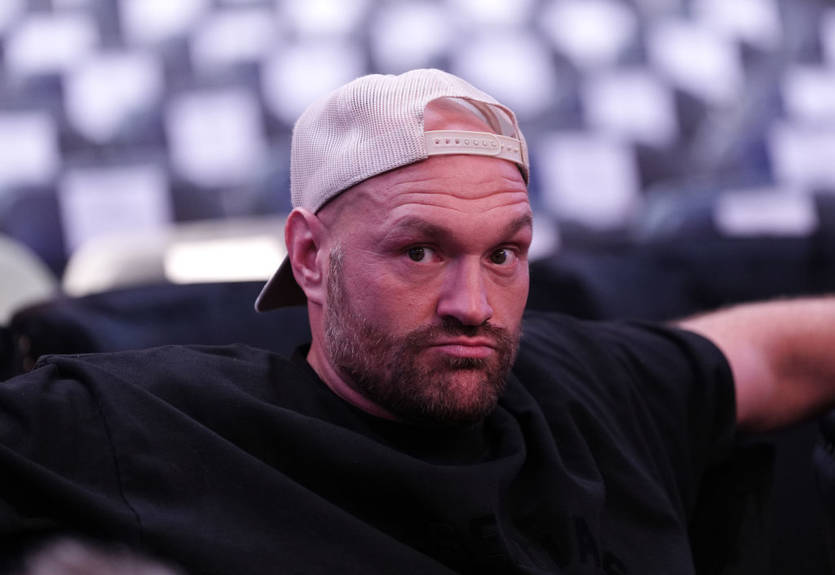 "Повернуся на вершину 21 грудня": Ф'юрі пригрозив Усику